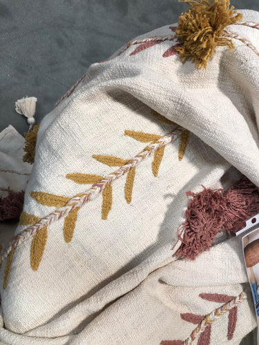 Embroidered Throw w Tassels&Applique